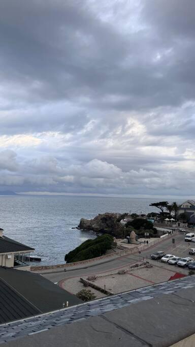 Hermanus Waterfront Apartment No.19 ภายนอก รูปภาพ